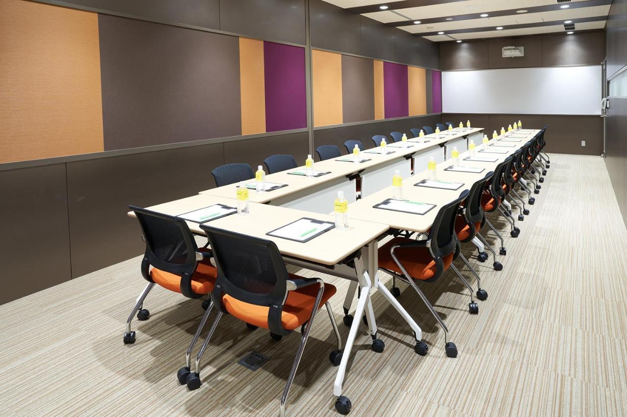 Holiday Inn & Suites Shin Osaka By Ihg Экстерьер фото