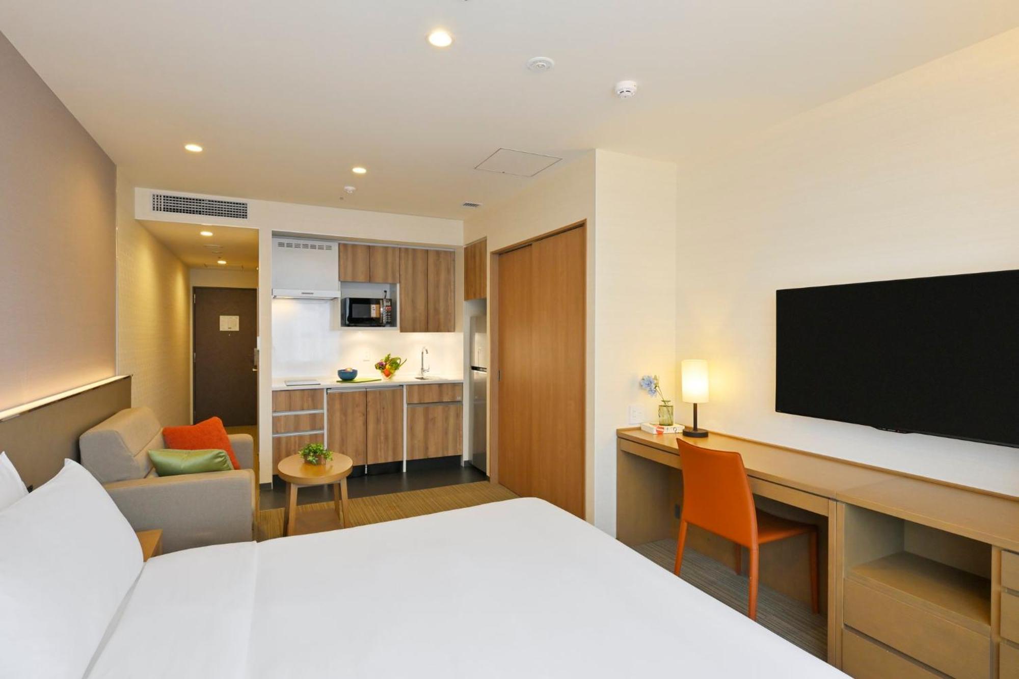 Holiday Inn & Suites Shin Osaka By Ihg Экстерьер фото